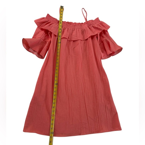 Gabby Skye Off Shoulder Dress Size M - Picture 13 of 17